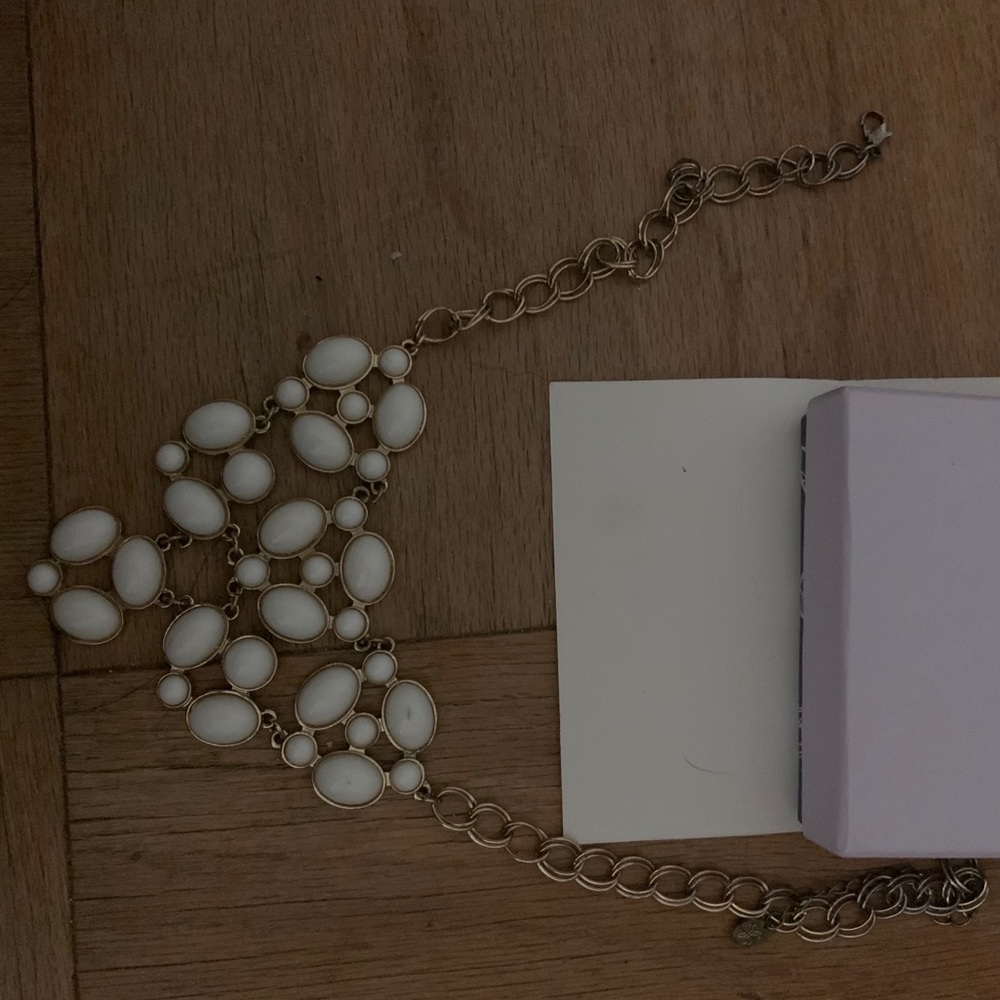 Statement necklace